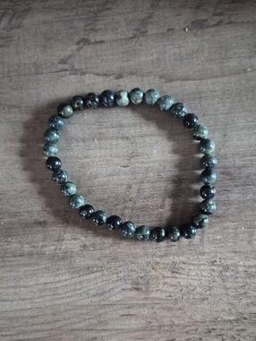 Ruby Zoisite Crystal Stretch Bracelet